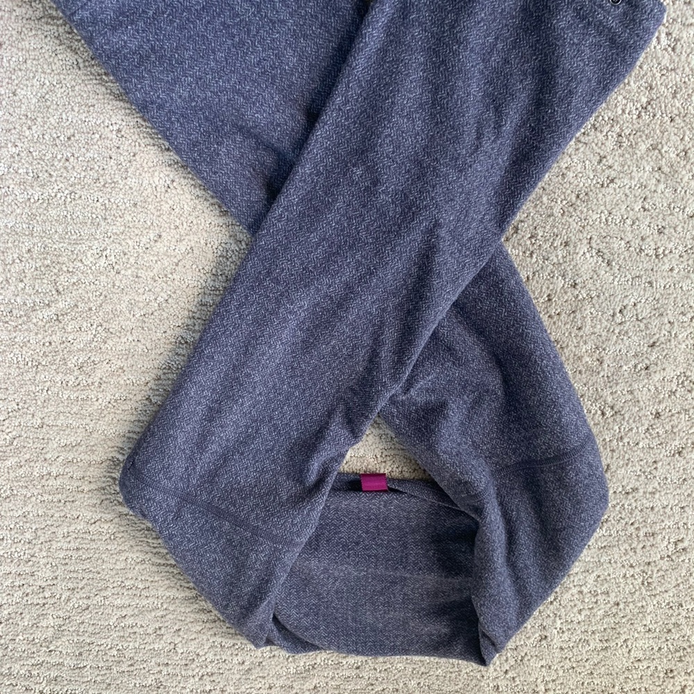 Lululemon Vinyasa Scarf/wrap - Picture 3 of 7